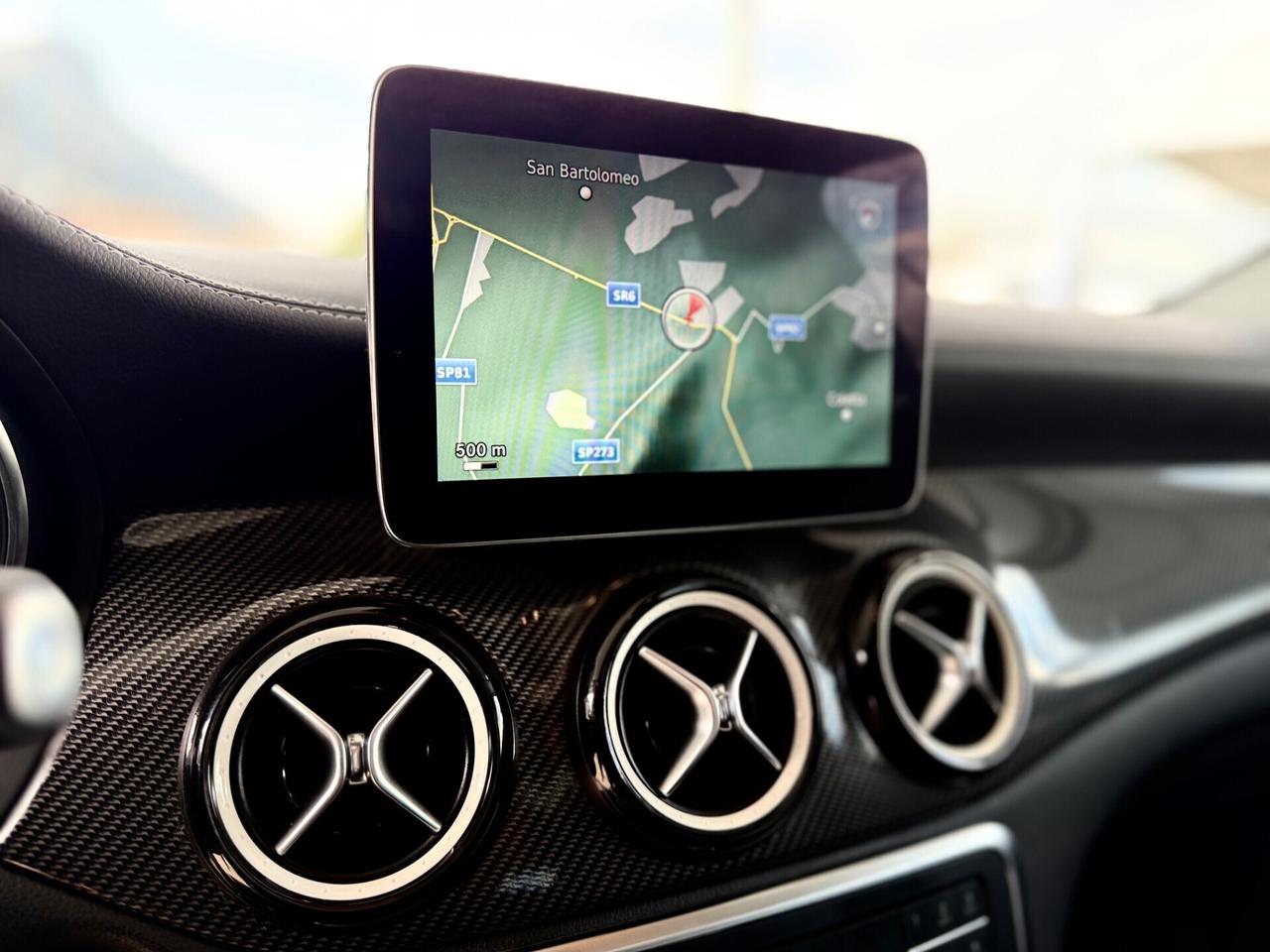 MB GLA 200d 4Matic Premium NIGHT EDITION *TETTO