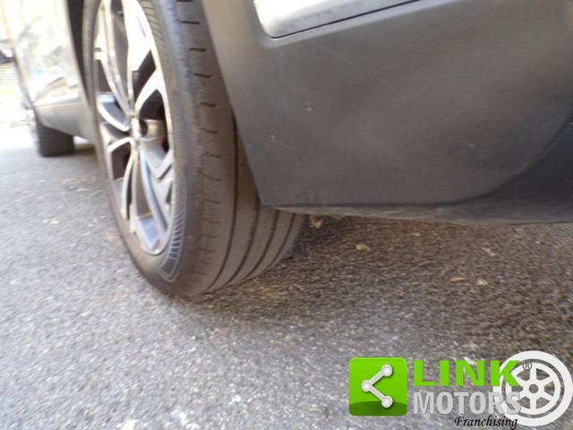 HYUNDAI Santa Fe 2.2 CRDi 4WD A/T 7 posti Xprime con Garanzia