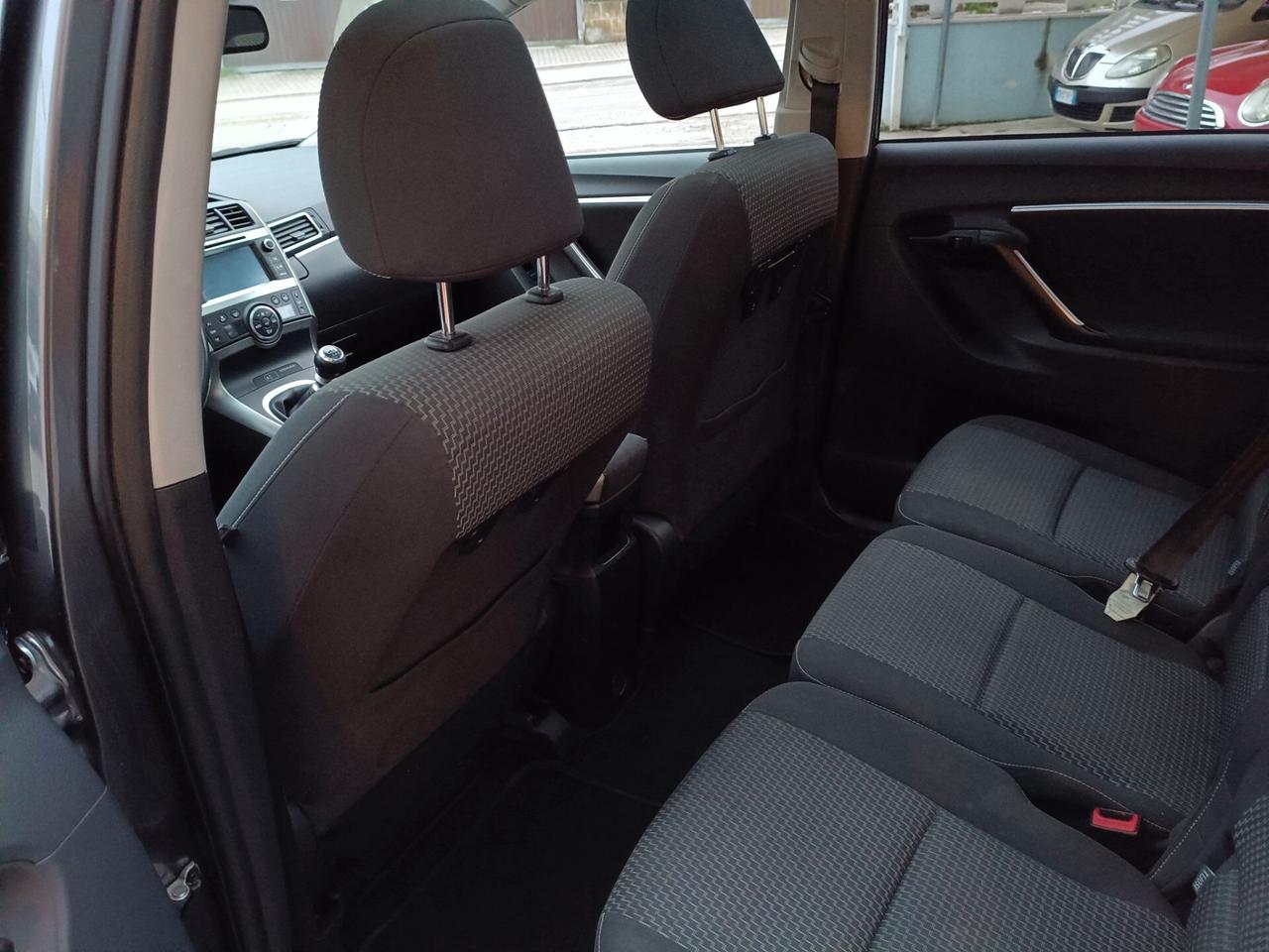 Toyota Verso 1.6 D-4D Style