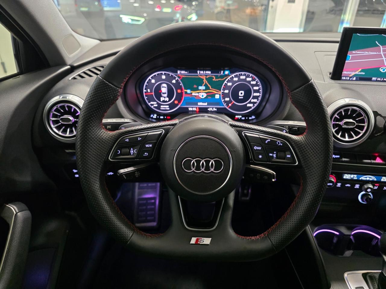 Audi A3 Sedan 35 TDI S tronic line edition