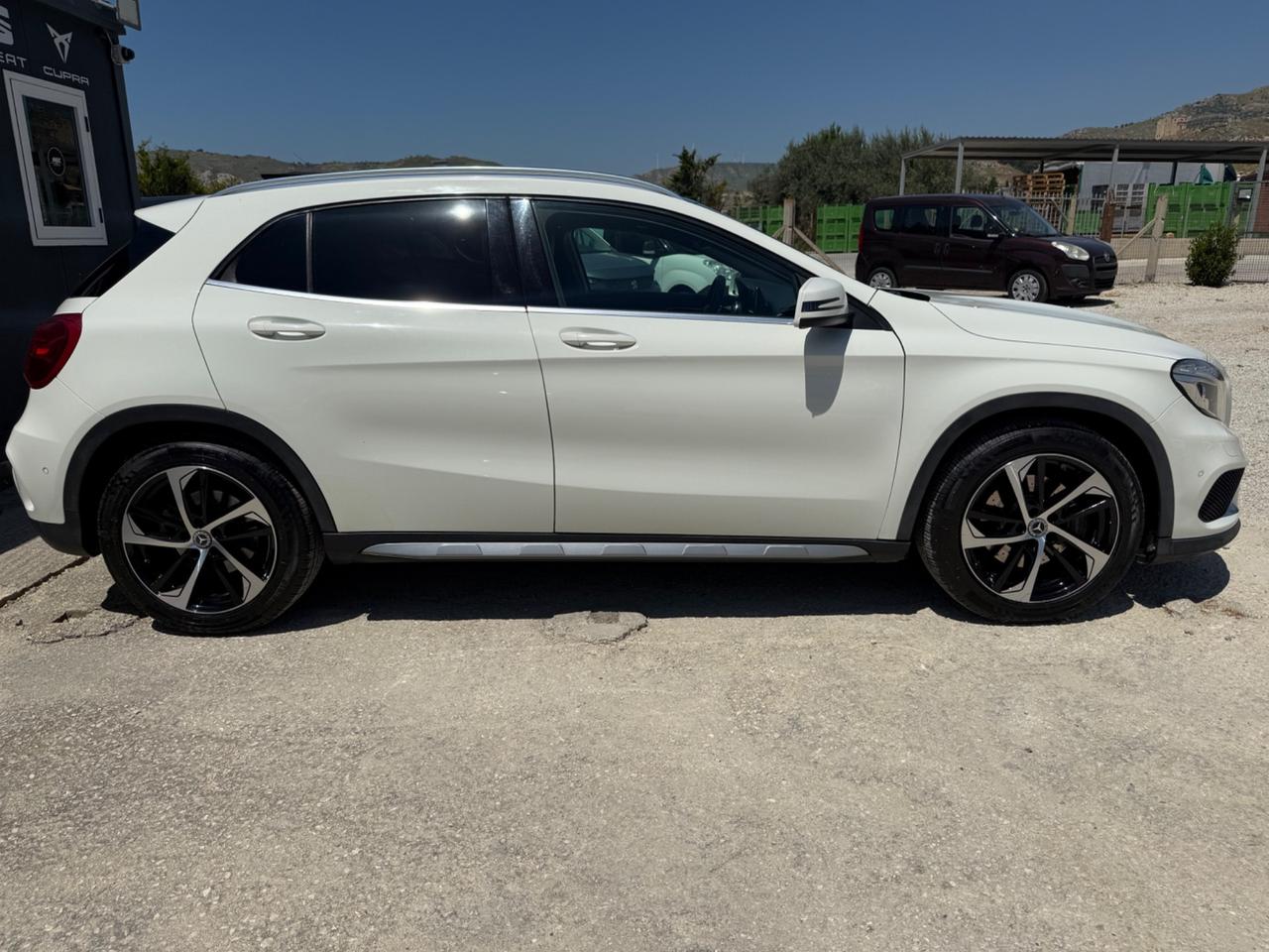 Mercedes-benz GLA 220 CDI Automatic 4Matic Premium