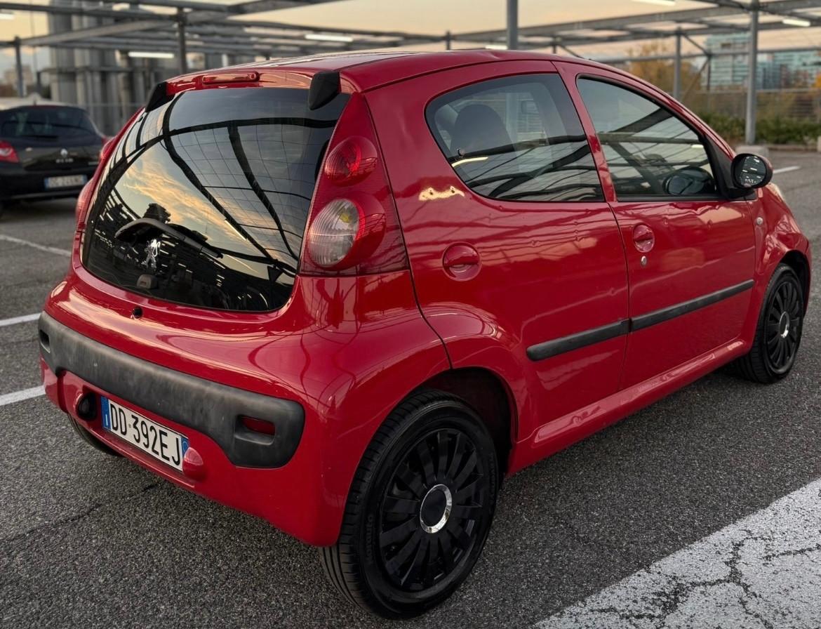 Peugeot 107 1.0 68CV 5p. Sweet Years