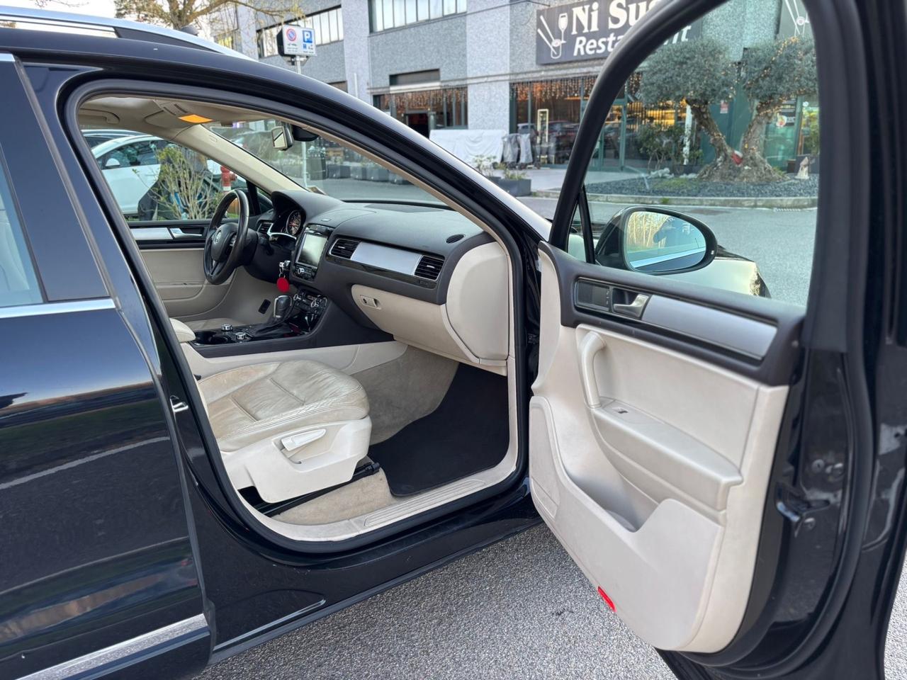 Volkswagen Touareg 3.0 TDI 245 CV tiptronic BlueMotion Techn. Executive