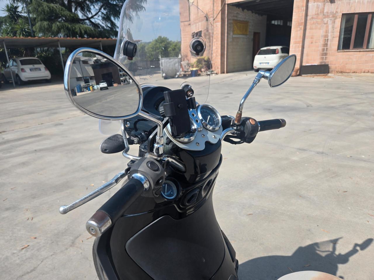Piaggio Beverly Cruiser 500