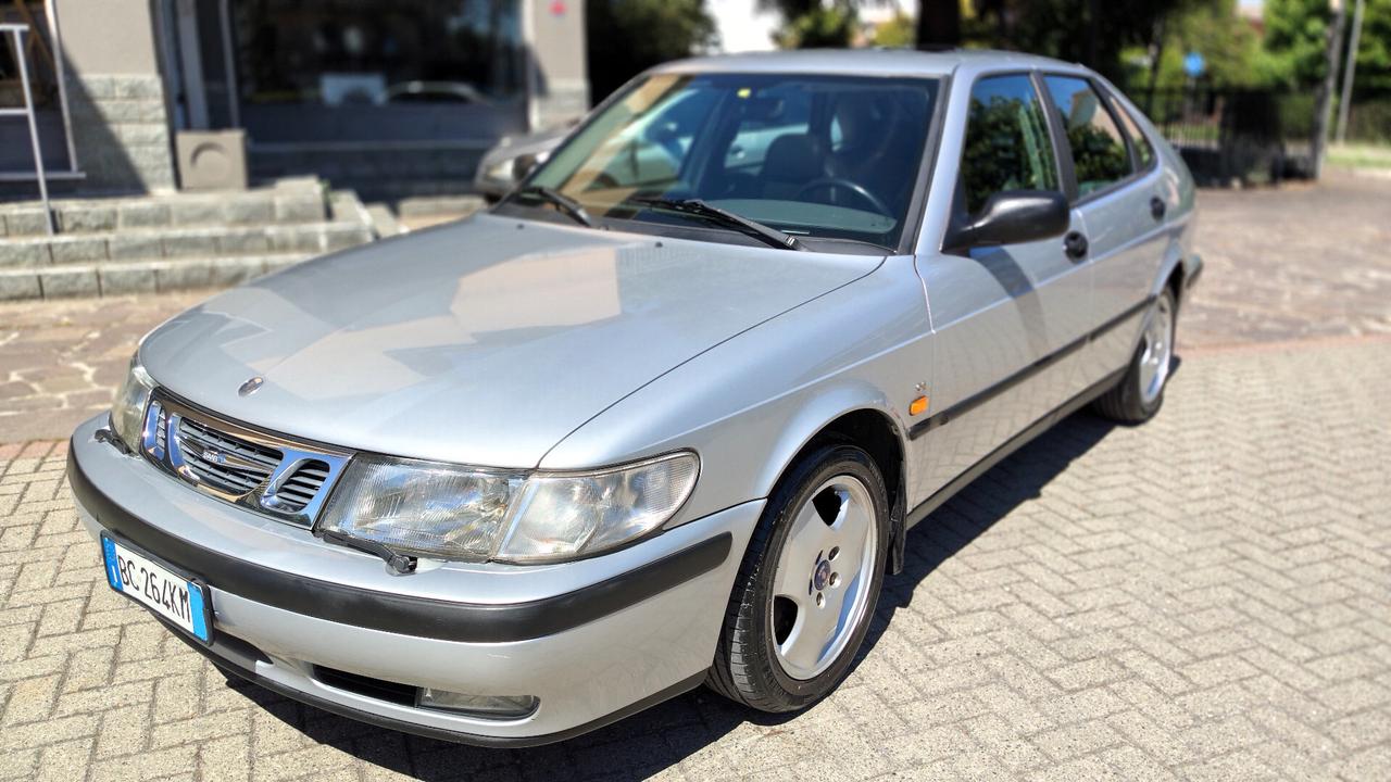Saab 9-3 2.0i T 16V cat 5 porte aut. SE