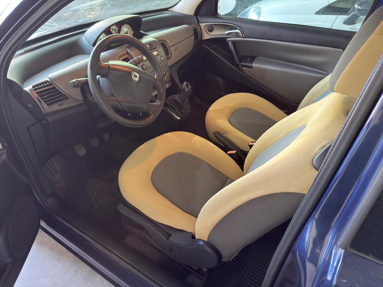 Lancia Ypsilon 1.3 Multijet 16V Platino