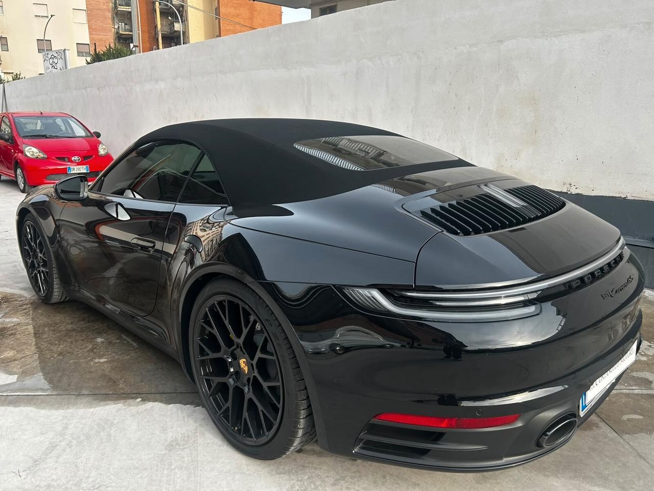 Porsche 911 CARRERA 4S CABRIO