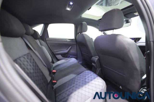 VOLKSWAGEN Taigo 1.0 TSI 115 CV R-LINE FARI LED TETTO PANORAMA