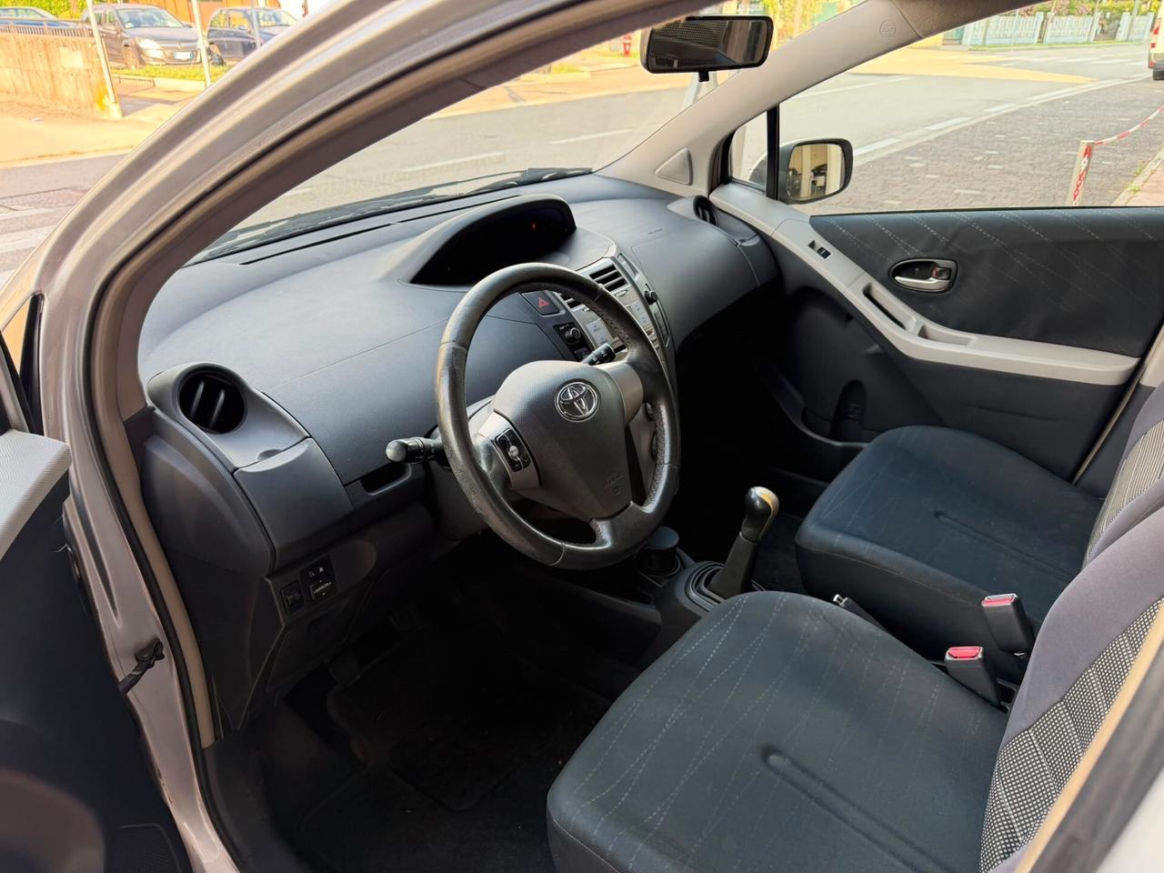 Toyota Yaris 1.3 5 porte