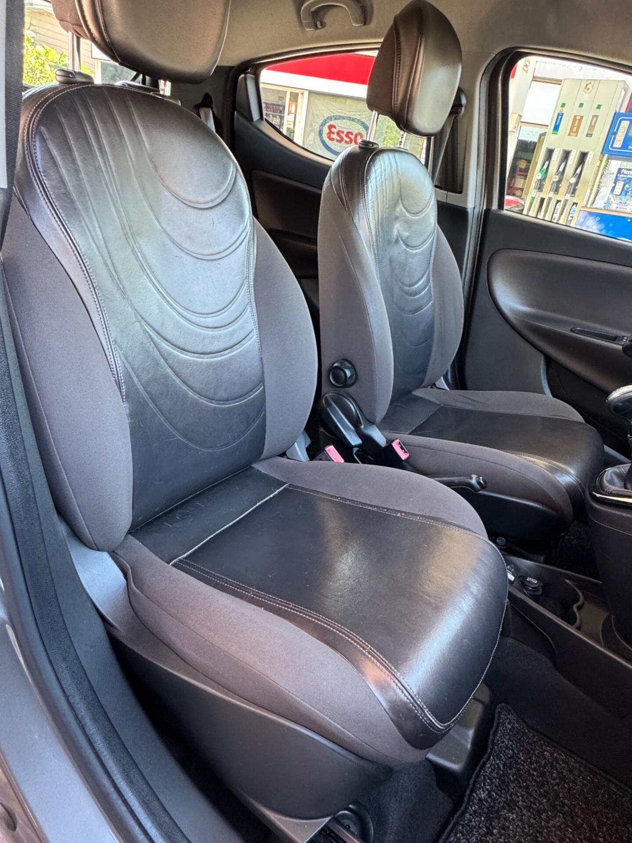 Lancia Ypsilon 1.3 MJT 16V 95 CV 5 porte S&S Platinum