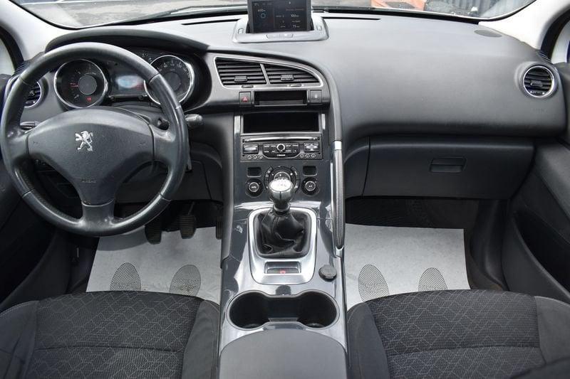 Peugeot 3008 1.6 8v HDi 115cv FAP Allure