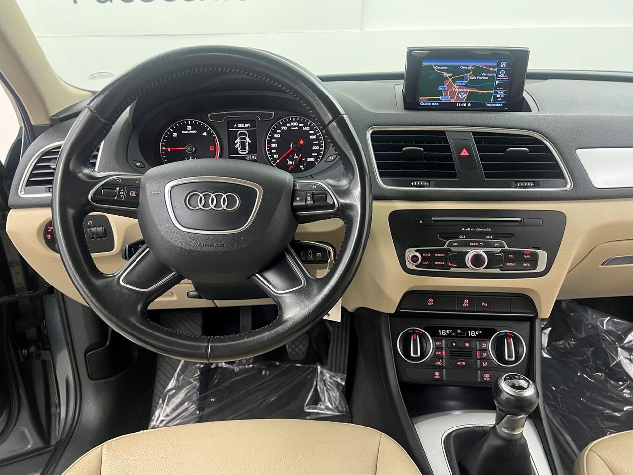 AUDI Q3 I 2015 Q3 2.0 tdi Business 120cv
