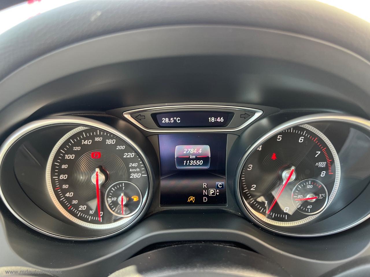 MERCEDES-BENZ GLA 200 Premium EDITION TETTO AUTOMATICA 19 STUPENDA