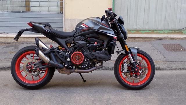 DUCATI Monster 937 Plus