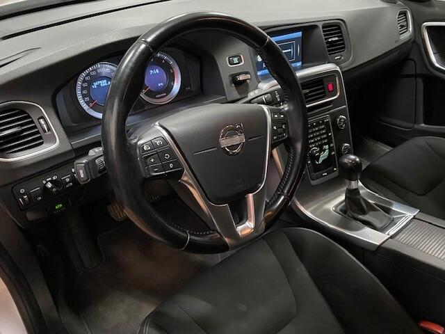 Volvo V60 D2 1.6
