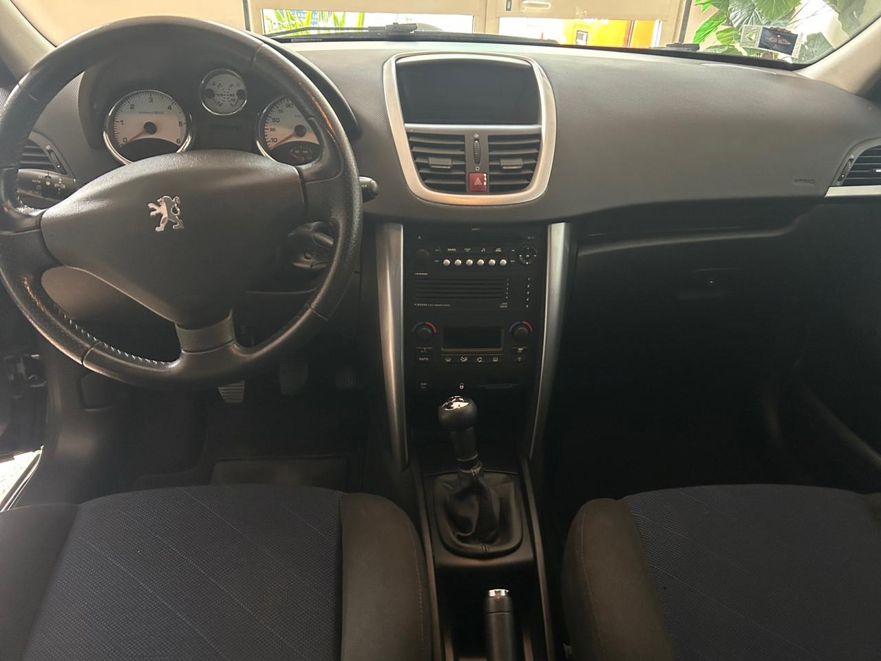 Peugeot 207 1.6 HDi 90CV 5p. XSI