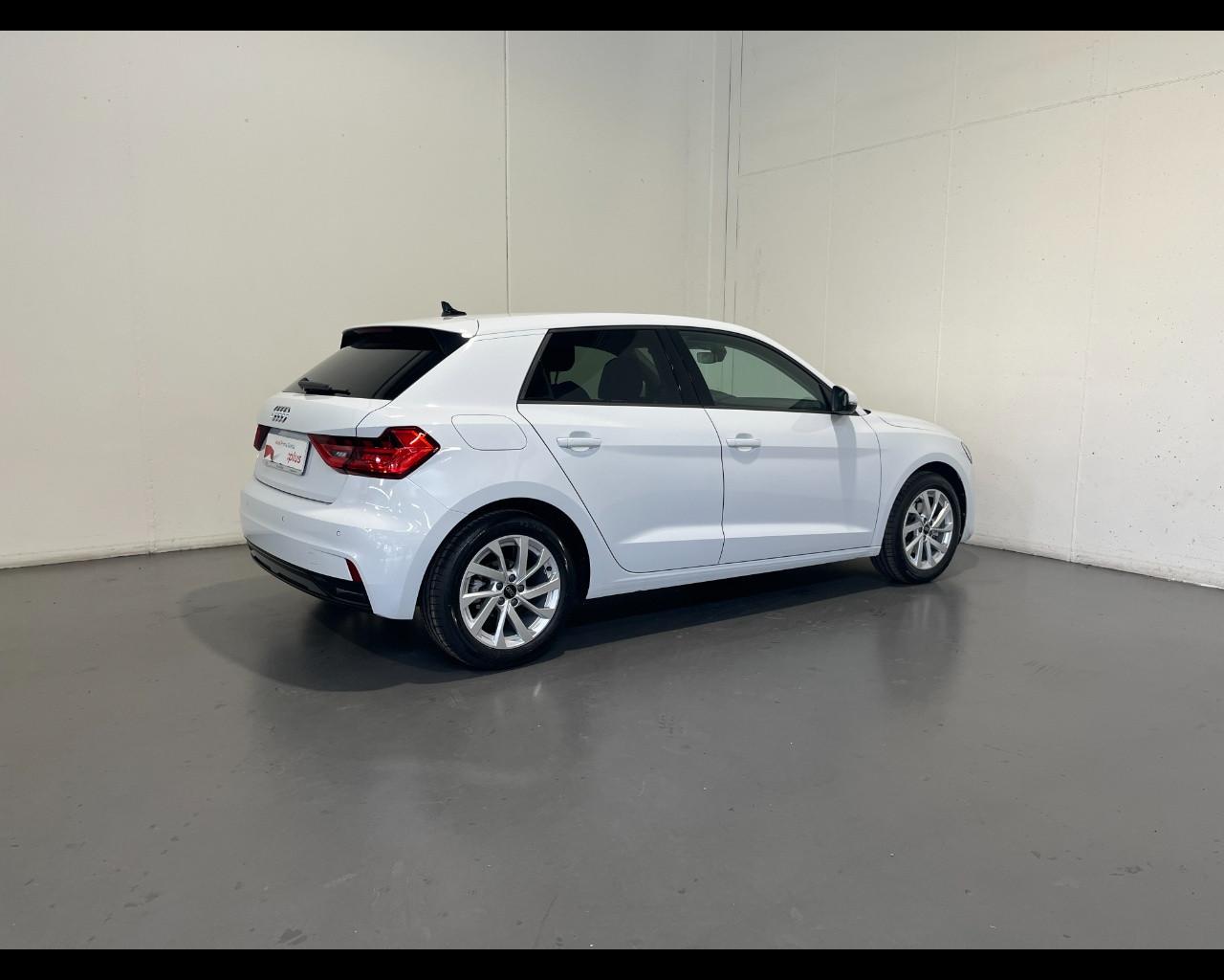 AUDI A1 SPORTBACK 30 TFSI BUSINESS