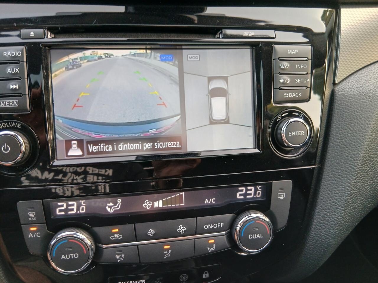 Nissan Qashqai 1.5 dCi N-Connecta