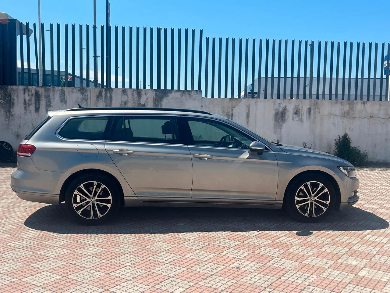 Volkswagen Passat 2.0 TDI DSG Comfortline BlueMotion Technology