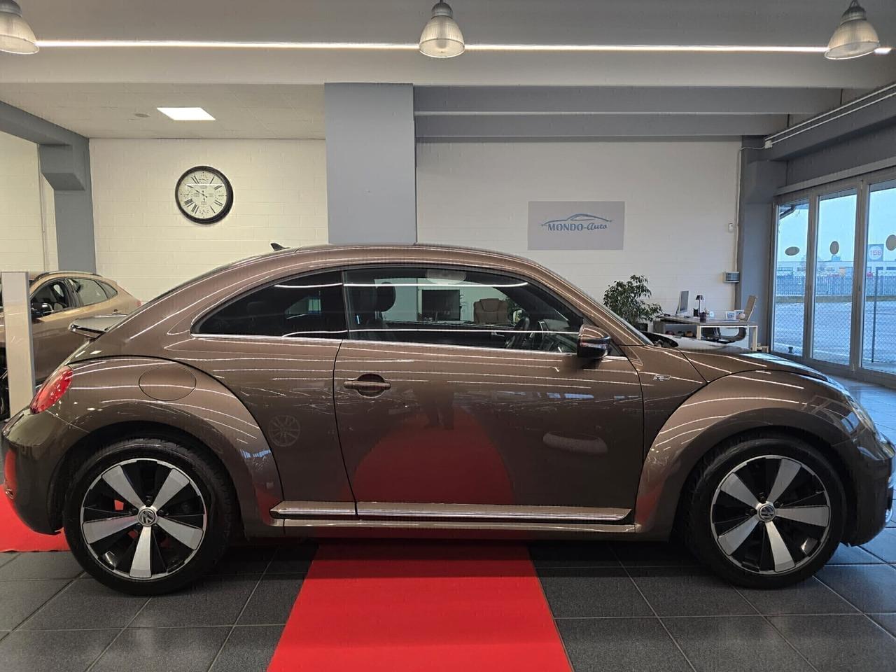 Vw Maggiolino 2.0 TDI DSG 140cv R-Line