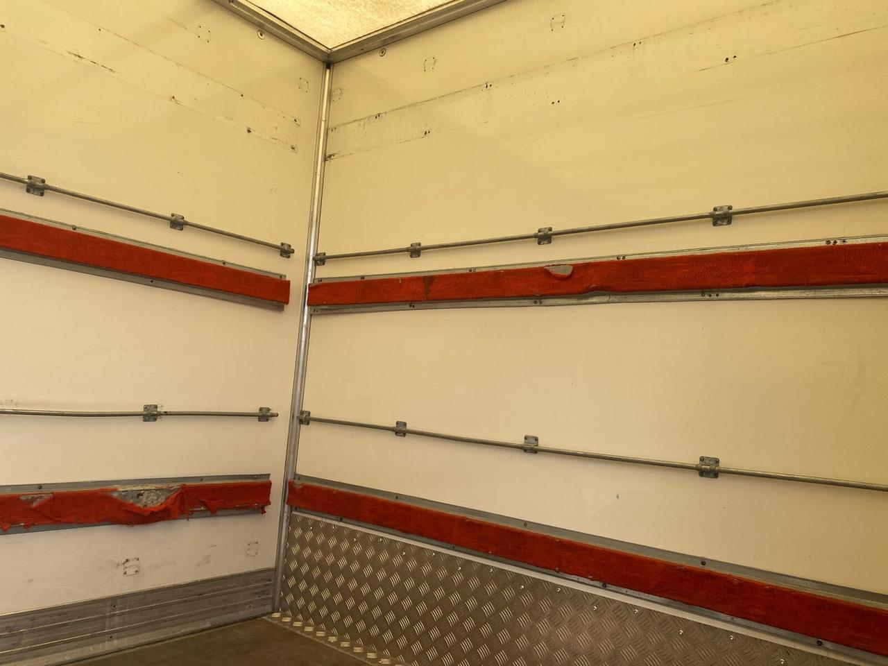 Iveco 35 C 15 furgone con pedana