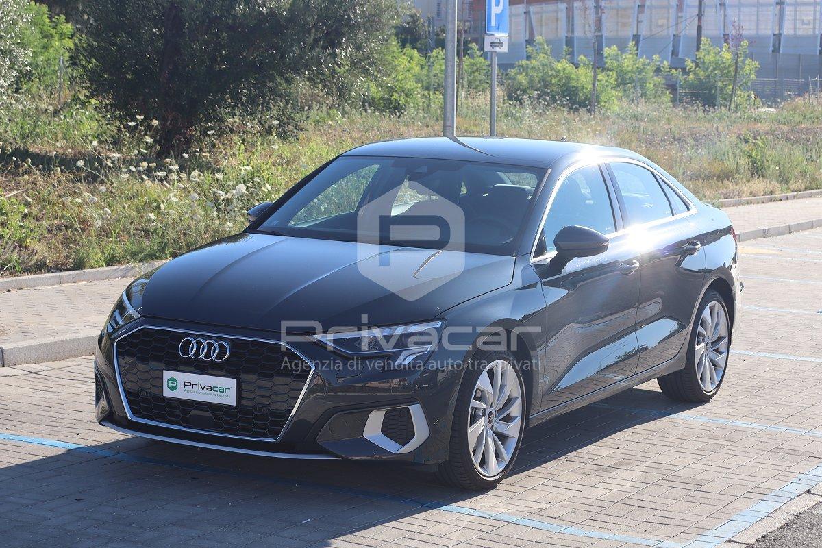AUDI A3 Sedan 35 TFSI S tronic Business Advanced