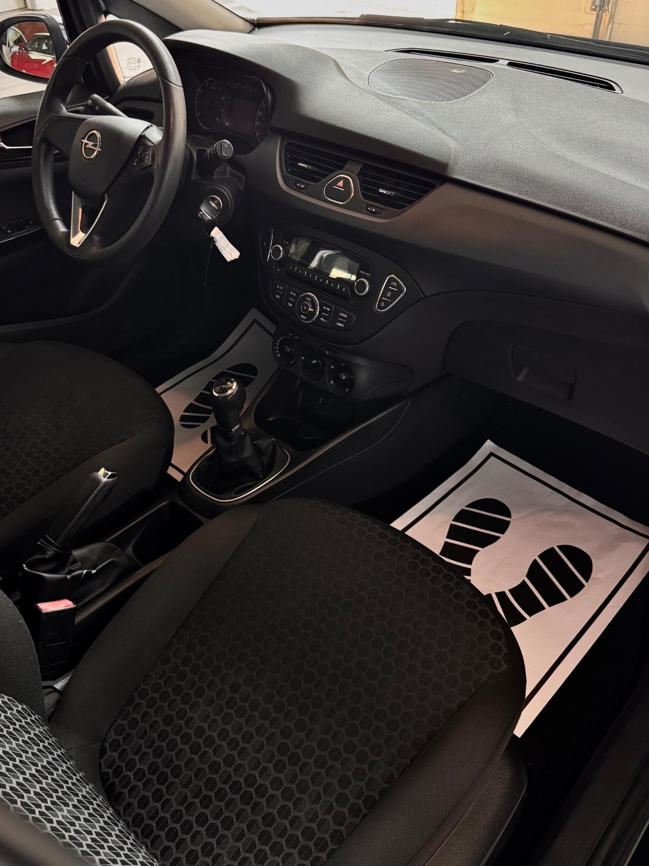 Opel Corsa 1.4 90CV GPL Tech 5 porte Innovation