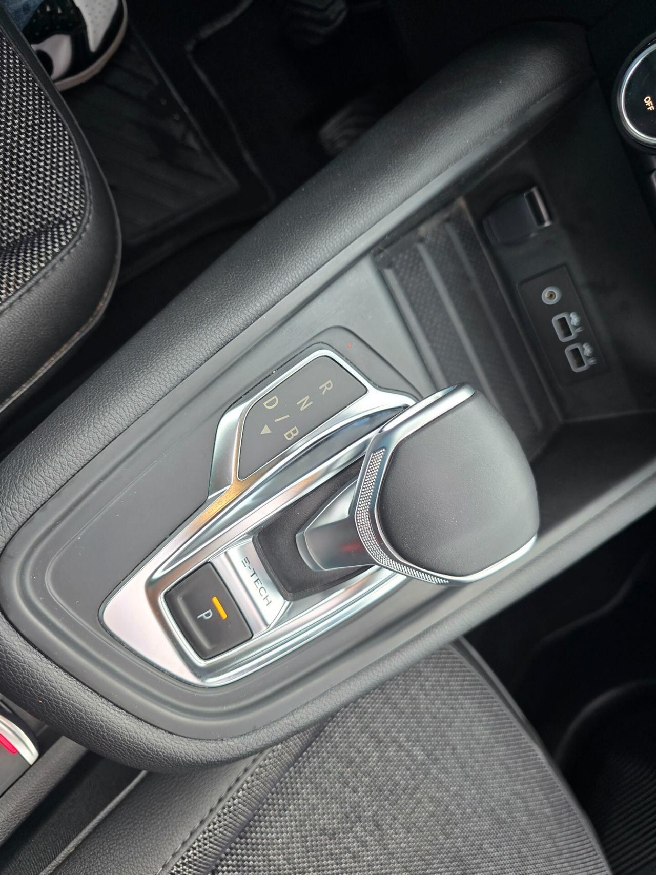 Renault Captur Full Hybrid E-Tech 145 CV RIVE GAUCHE