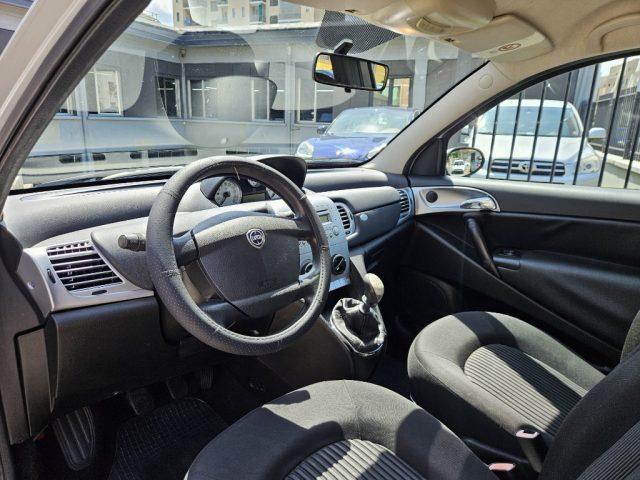 LANCIA Ypsilon 1.4 Argento