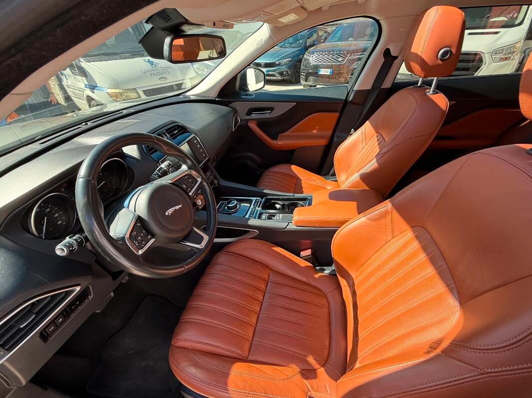 Jaguar F-Pace Jaguar F-Pace 2.0d i4 Portfolio awd 240cv auto my18