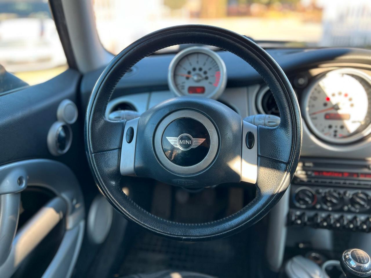 Mini 1.6 16V One de luxe