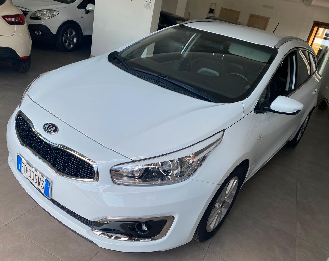 Kia Ceed 2016-1.6 110cv DIESEL SW Active