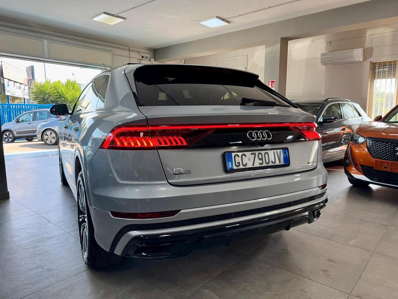 Audi Q8 50 TDI 286 CV quattro tiptronic S LINE