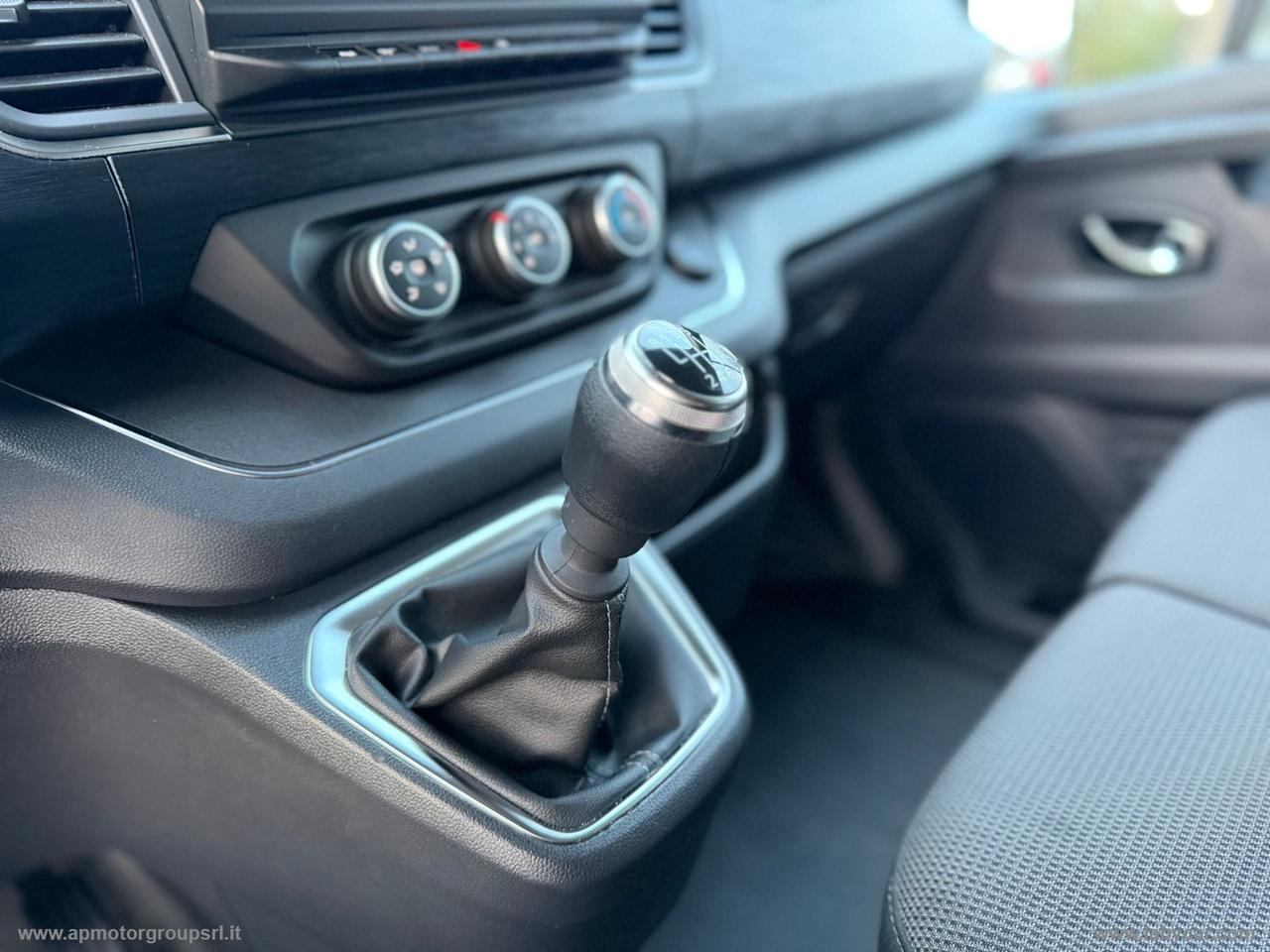 Trafic BluedCi 150CV P.TI PL-TN Equilibre