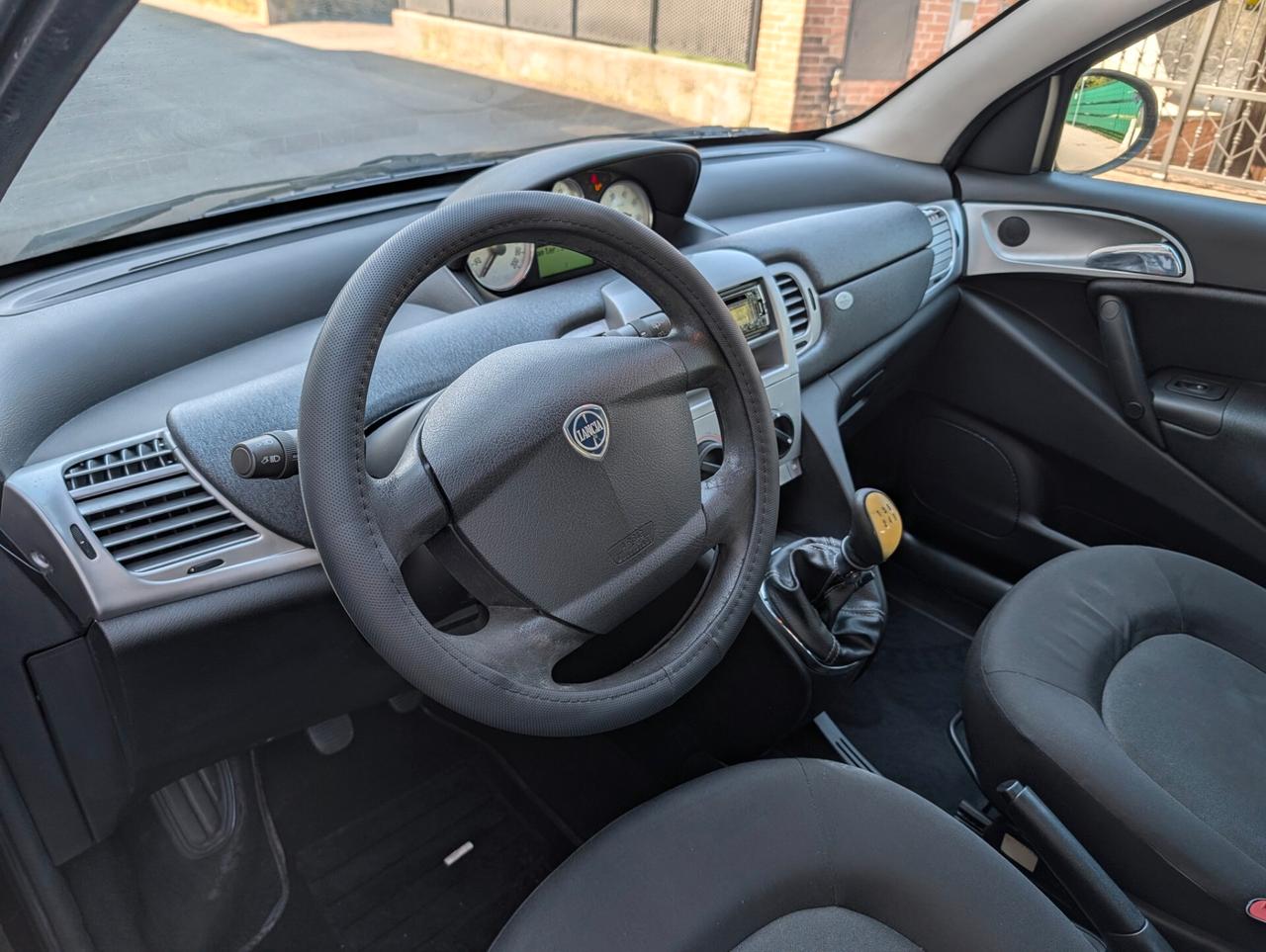 Lancia Ypsilon 1.2 69 CV Diva
