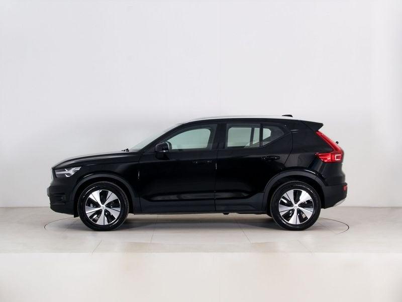 Volvo XC40 B4 AWD Geartronic Momentum Pro