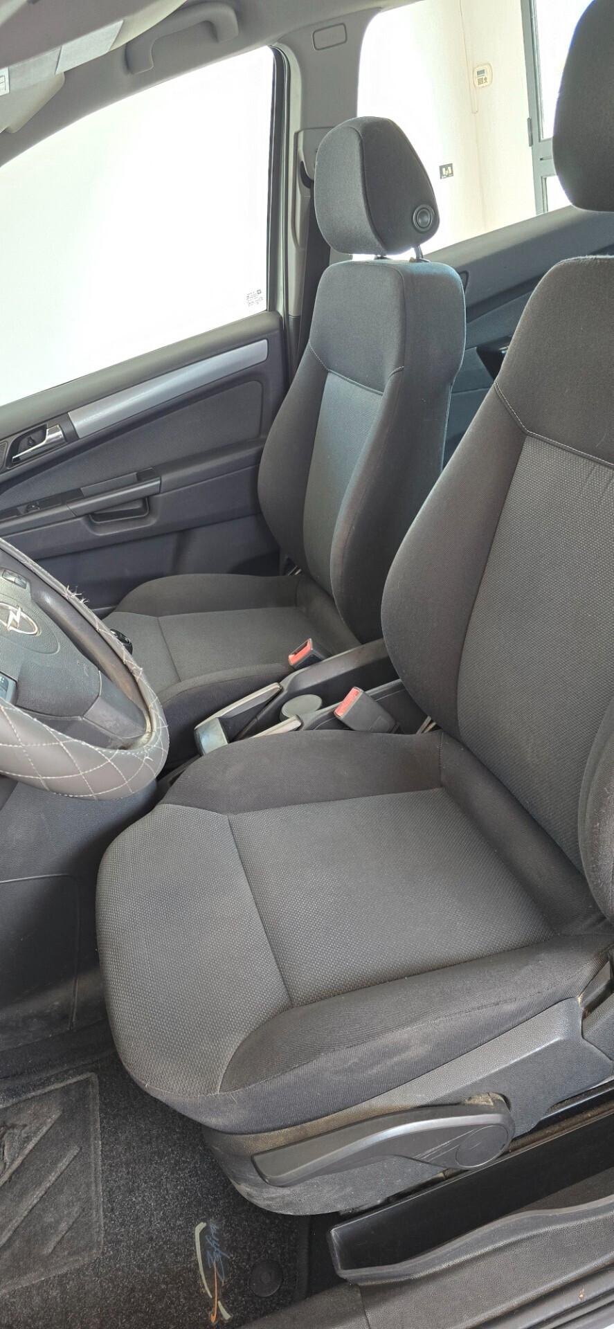 Opel Zafira 1.8b 7 POSTI UNICOPROPRIETARIO