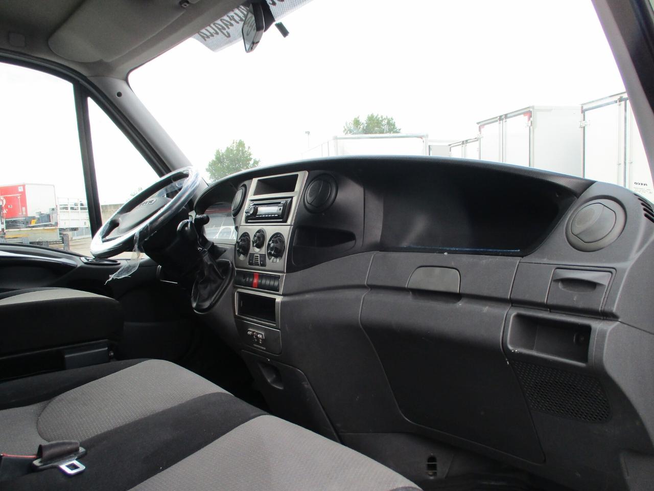 Iveco Daily 35C11 2.3 110CV DOPPIA CABINA 7P RIBALTABILE TRIL