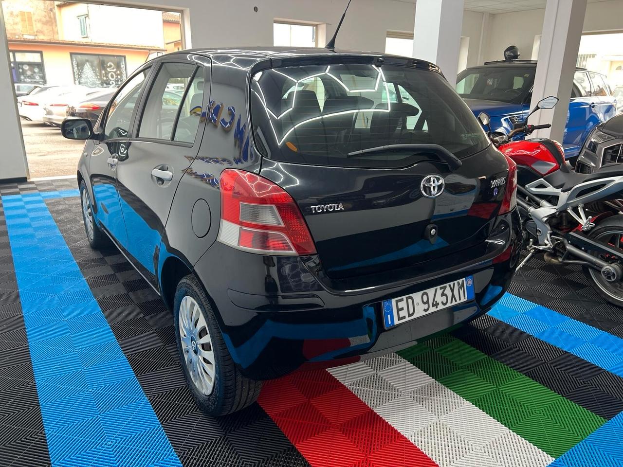 Toyota Yaris 1.0 Benzina 69Cv - Ok neopatentati