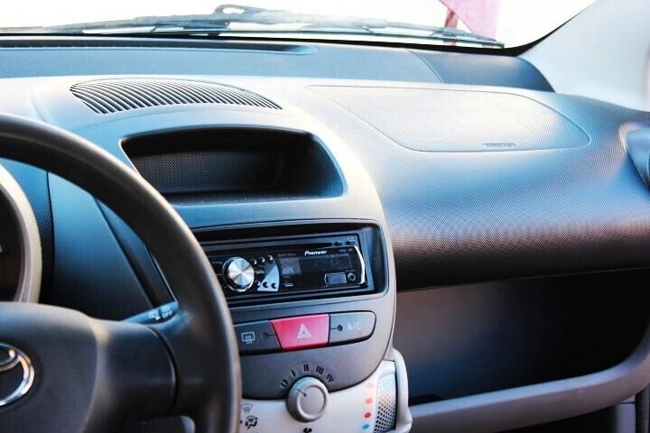 Toyota Aygo 1.0 VVT-i 5 porte Red Edition CLIMATIZZATA UNICA UTILIZZATRICE ESTETICA ESEMPLARE