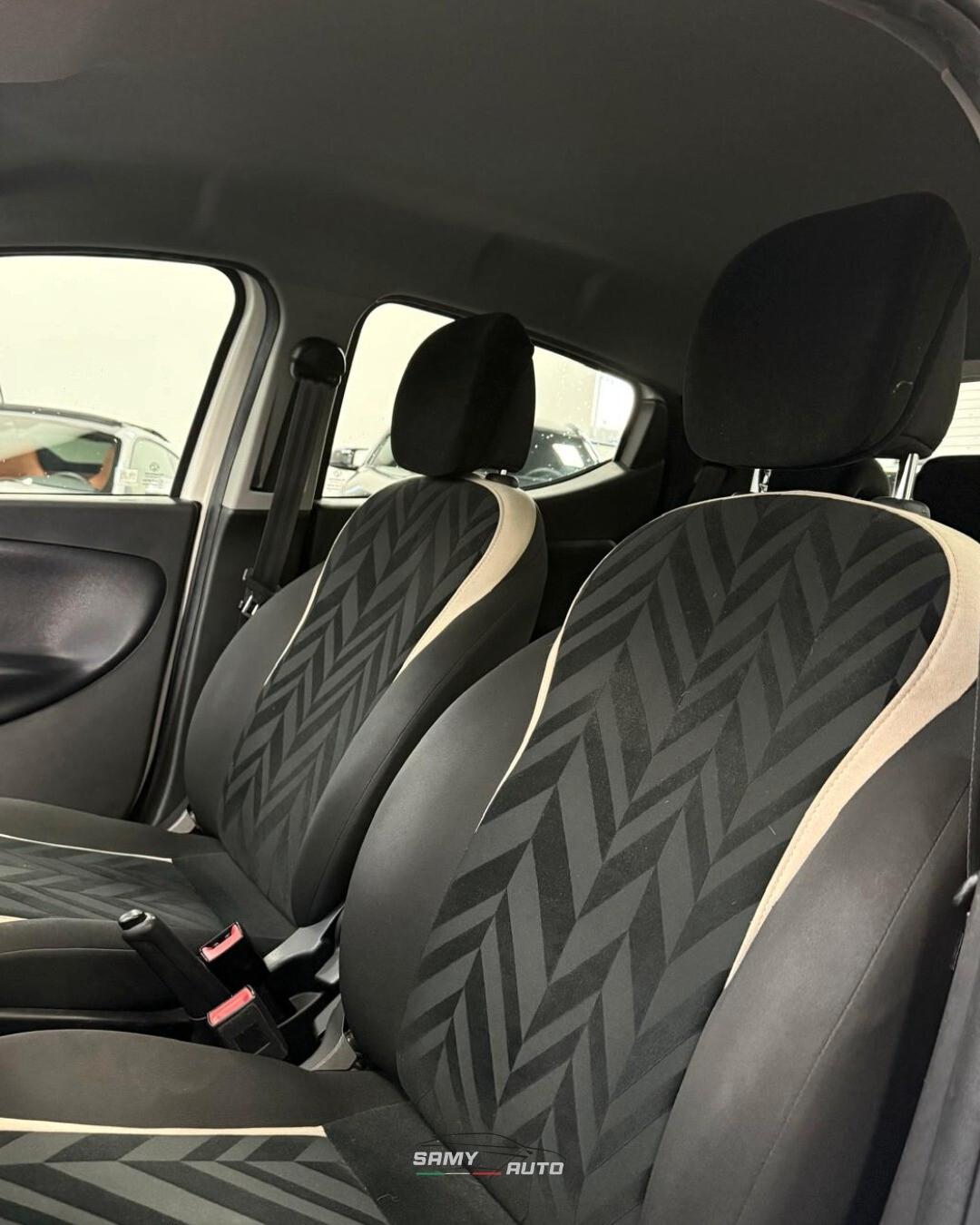 Lancia Ypsilon 1.2 69 CV 5 porte