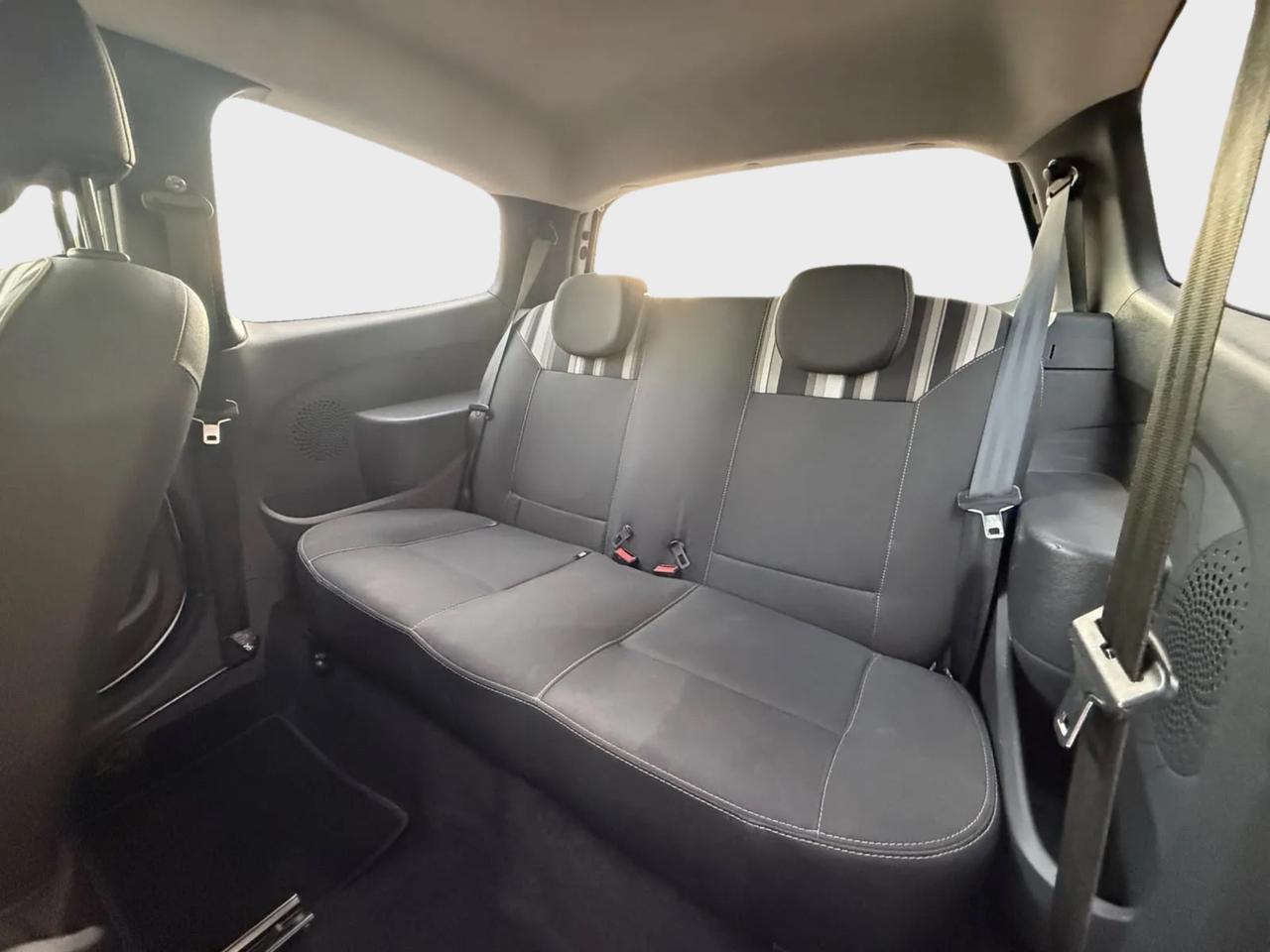 Renault Twingo nightday 1.2 benzina 2014 neo patentati