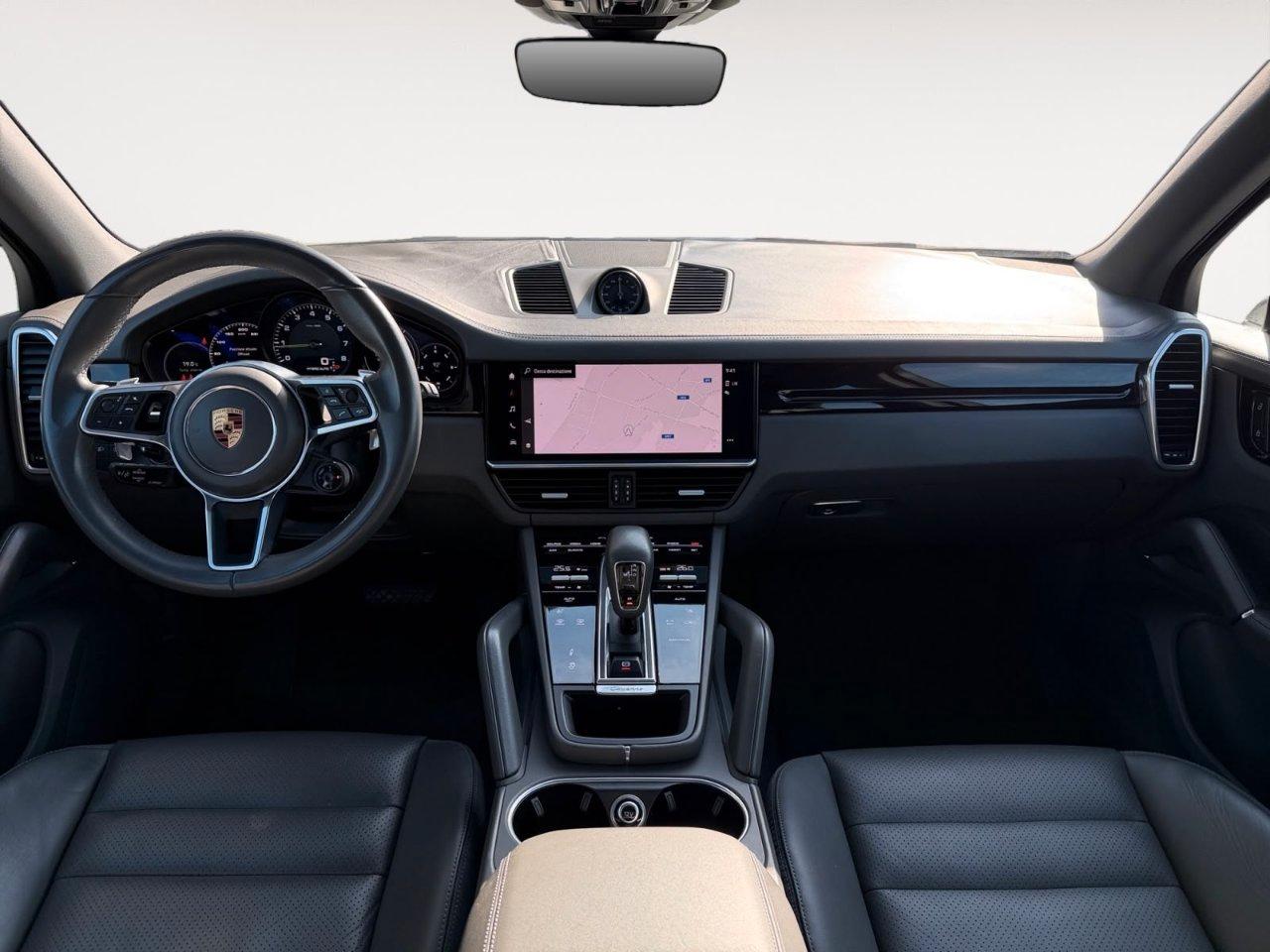 Porsche Cayenne 3.0 e-hybrid tiptronic