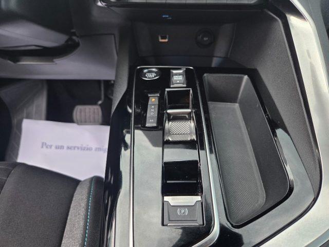 PEUGEOT 3008 BlueHDi 130 S&S EAT8 Active Pack