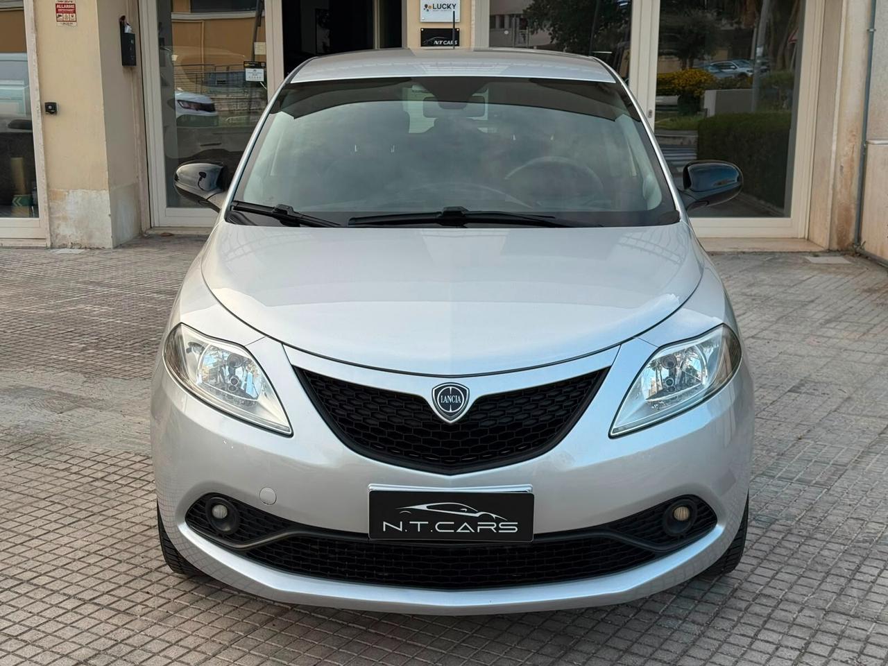 Lancia Ypsilon 1.0 FireFly 5 porte S&S Hybrid Gold