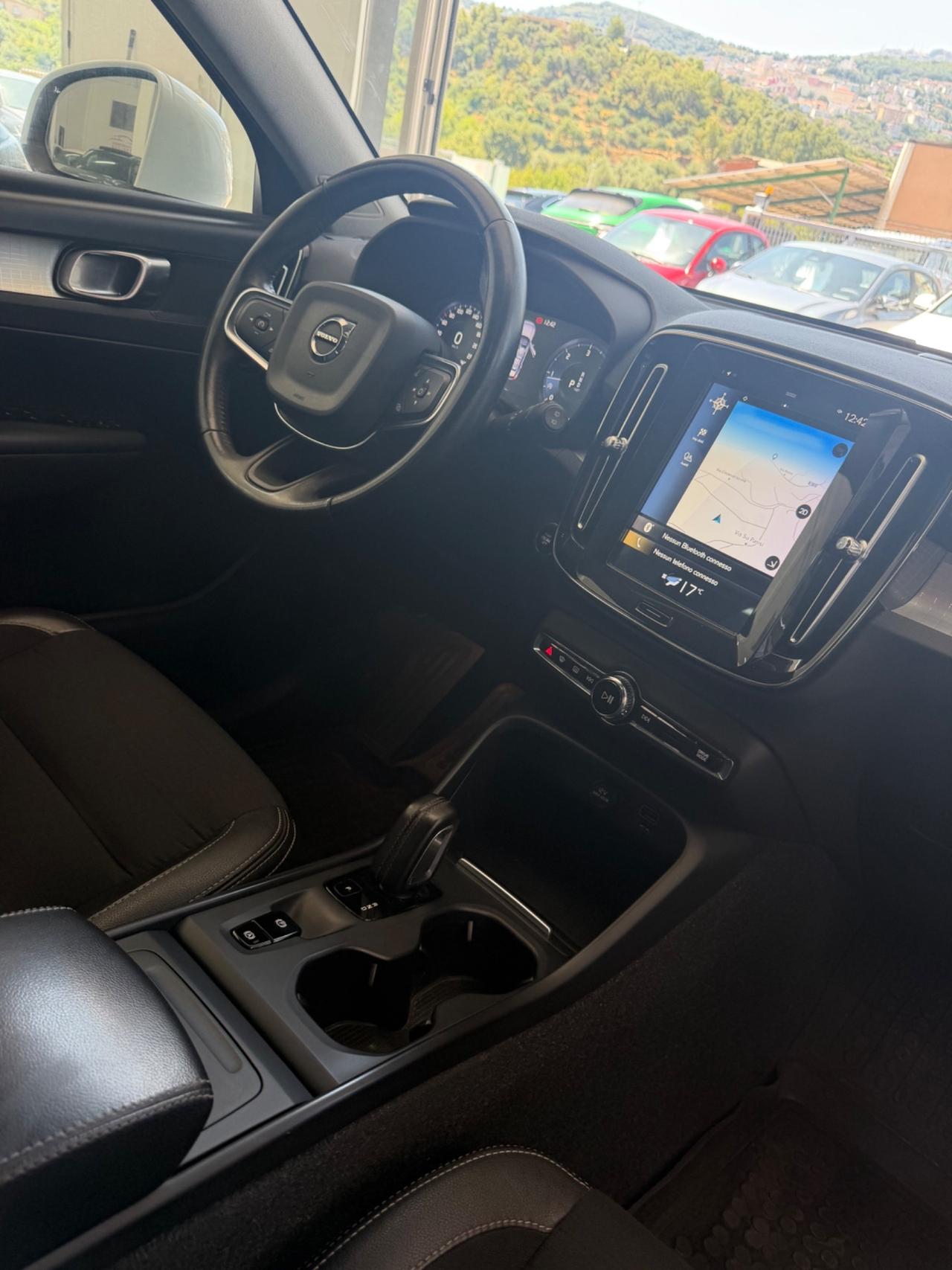 Volvo XC40 R-design FINANZIABILE
