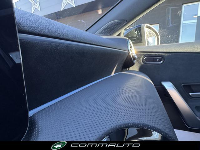 MERCEDES-BENZ A 200 Automatic AMG Line Advanced Plus