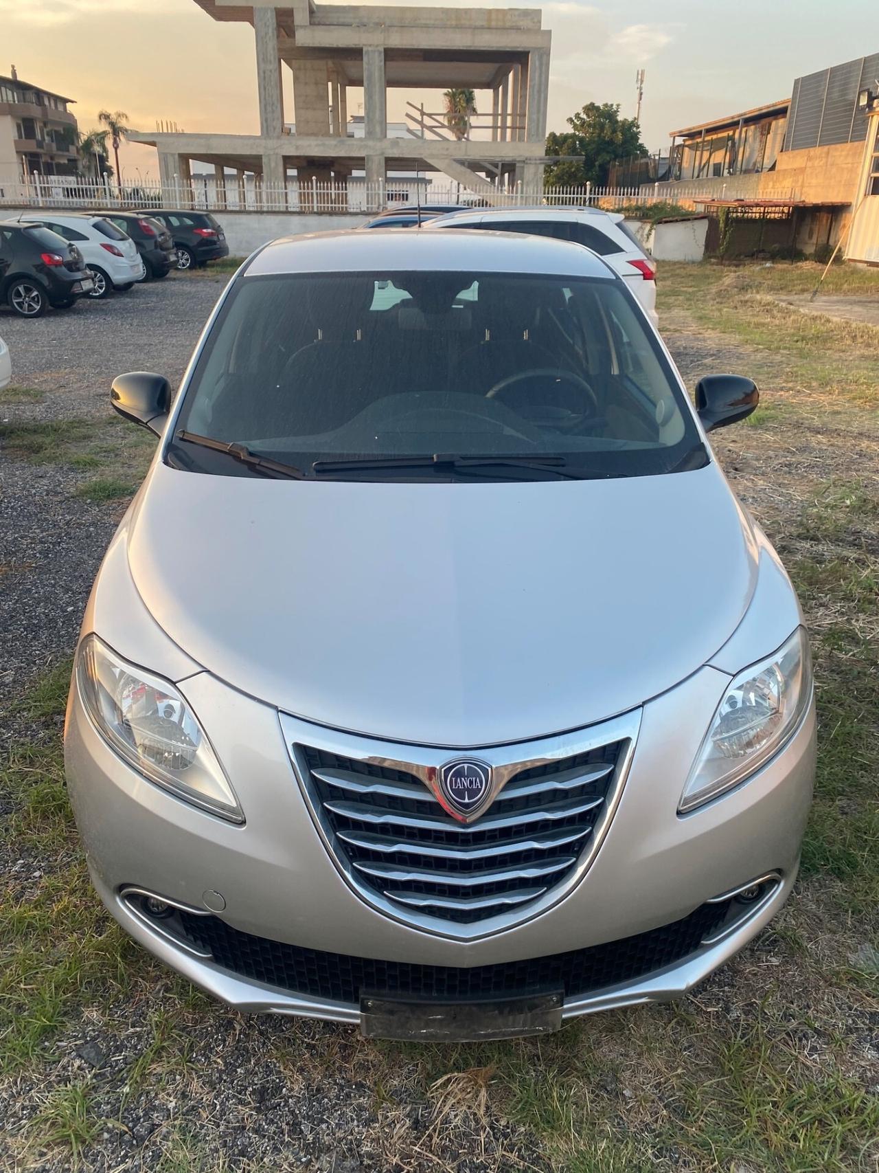 Lancia Ypsilon 1.3 MJT 2014 TAGLIANDATA GARANZIA
