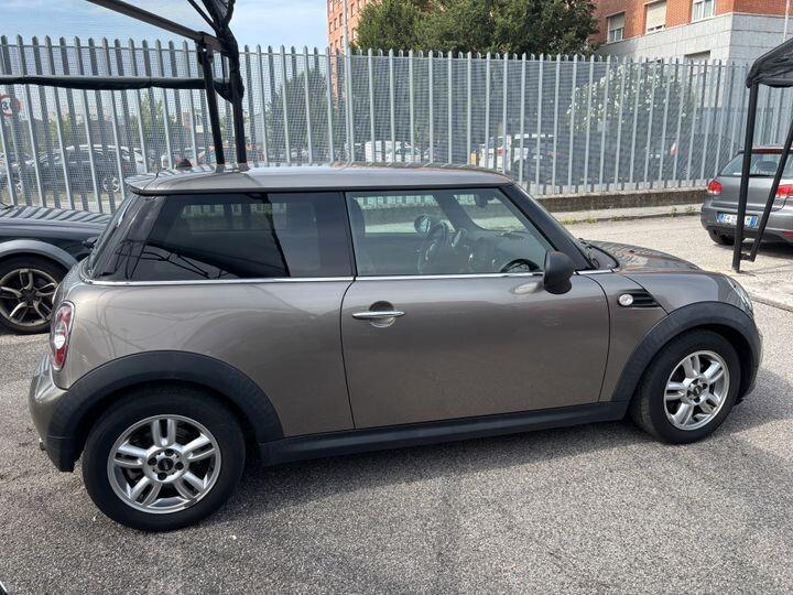 Mini 1.6 16V Inspired by Goodwood