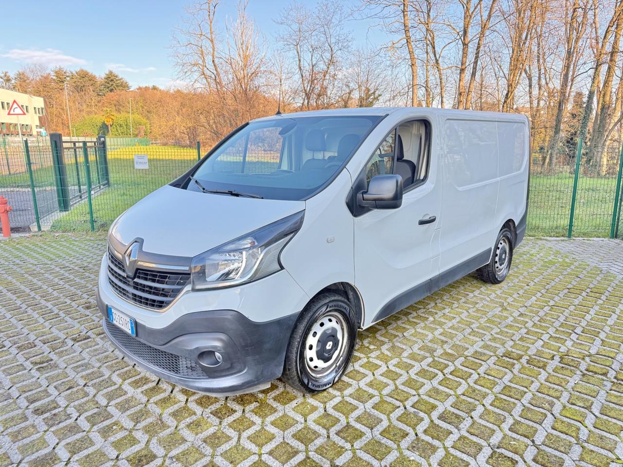 Renault Trafic T27 2.0 dCi 145CV PC-TN S&S*Navi*Bluetooth